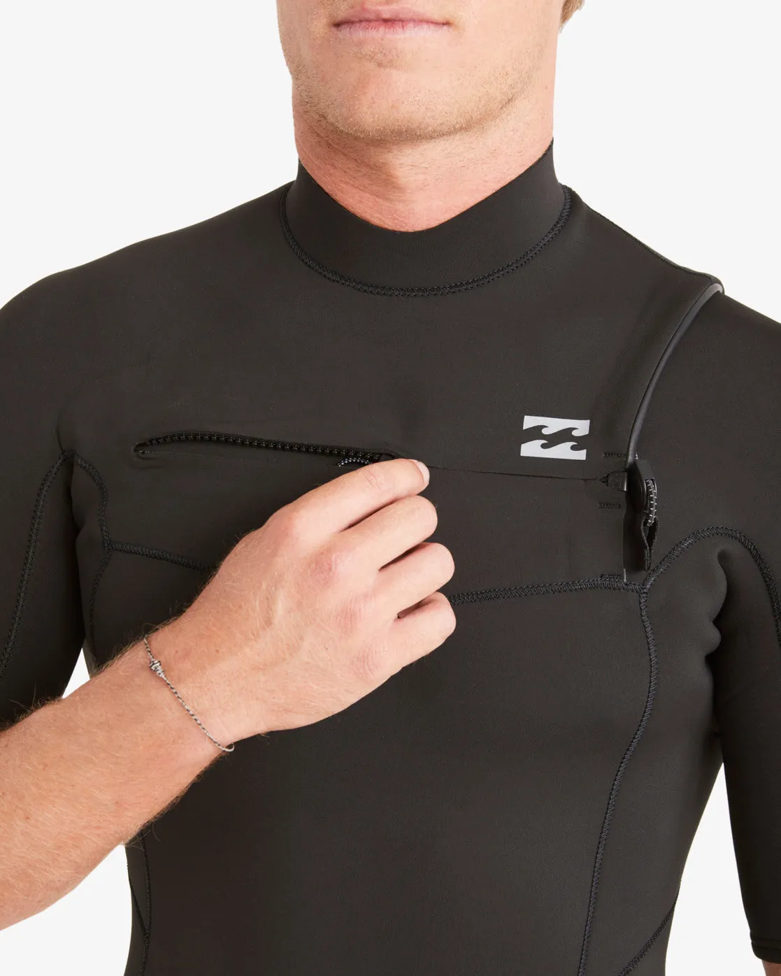 2/2mm Absolute Short Sleeve Chest Zip Springsuit - Black