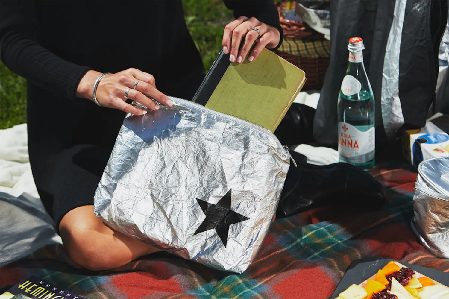 Set of Four - Packing Cubes - Silver with Black Star